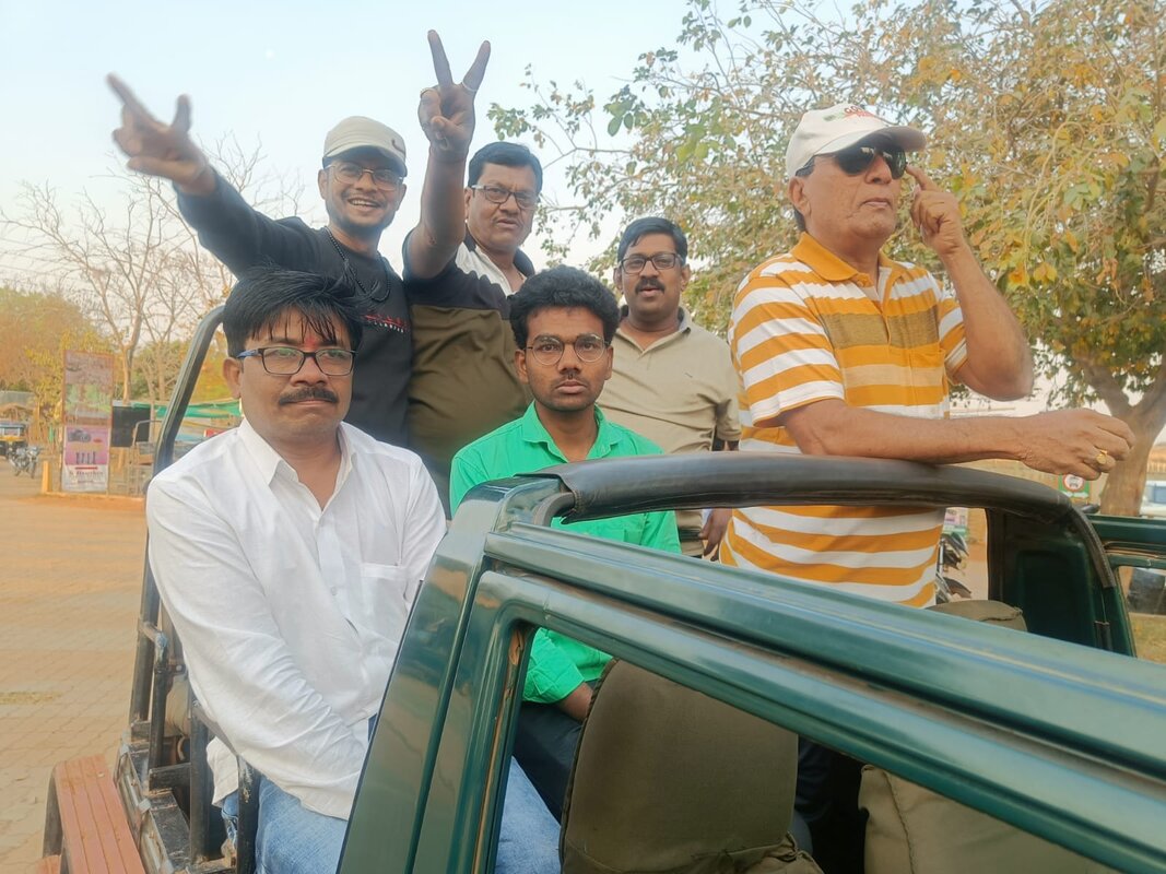 Dr chavane and mr pravin andraskar from wani